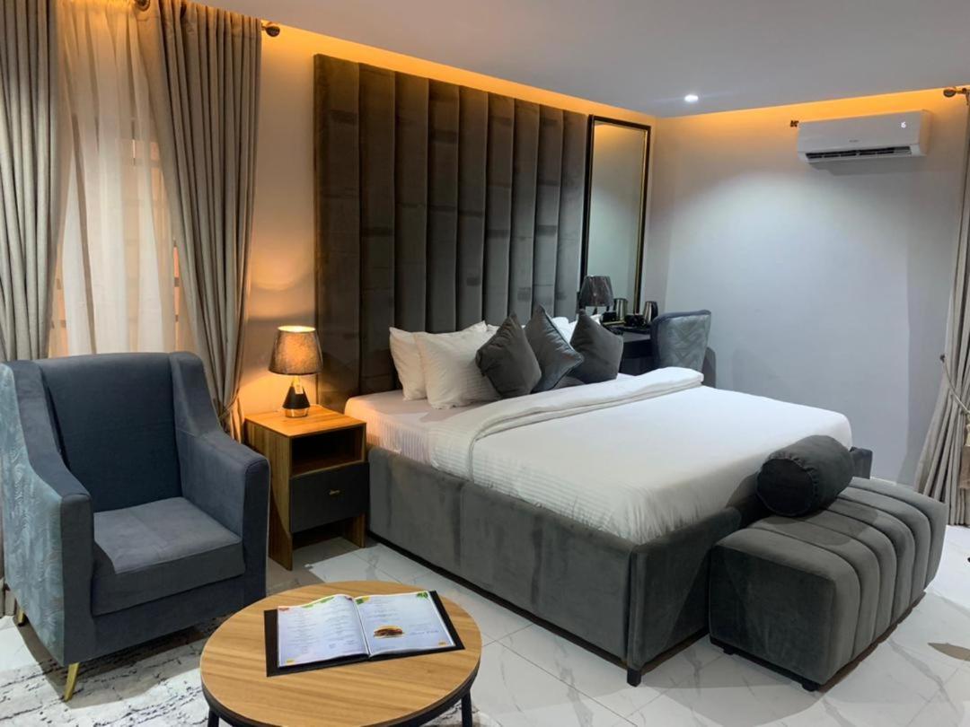 Choice Suites Signature Ikeja Ngoại thất bức ảnh